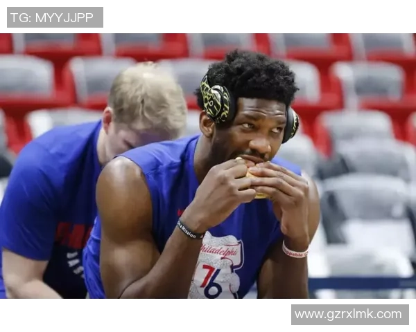 帕尼尼球星卡足球马赛克肥包全新开盒体验揭秘稀有限量收藏价值